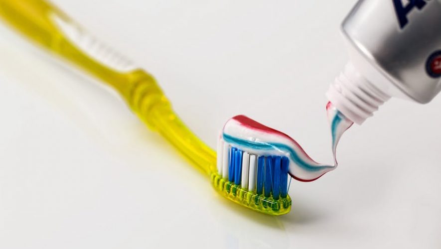 toothbrush-toothpaste-dental-care-clean-40798